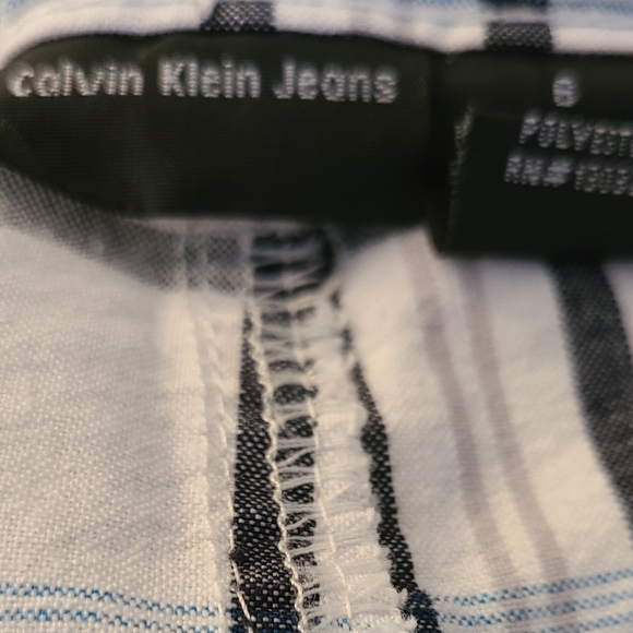 Calvin Klein white and blue plaid shorts - Picture 3 of 4